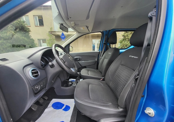Dacia Dokker cena 32800 przebieg: 134850, rok produkcji 2015 z Złotów małe 781